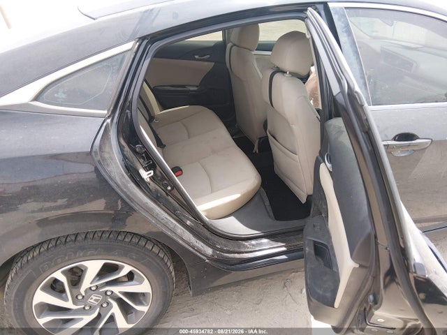 Продажа на аукционе авто 2017 Honda Civic Ex, vin: 19XFC2F77HE072544, номер лота: 45934782
