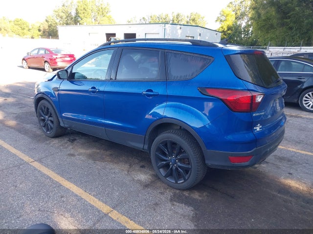 Продаж на аукціоні авто 2019 Ford Escape Se, vin: 1FMCU9GD4KUC01678, номер лоту: 45934806