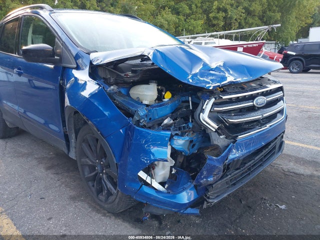 Продаж на аукціоні авто 2019 Ford Escape Se, vin: 1FMCU9GD4KUC01678, номер лоту: 45934806