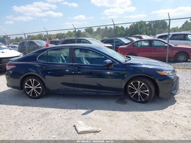 2018 Toyota Camry Se მანქანა იყიდება აუქციონზე, vin: 4T1B11HK2JU544247, აუქციონის ნომერი: 45934811
