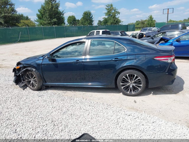 2018 Toyota Camry Se მანქანა იყიდება აუქციონზე, vin: 4T1B11HK2JU544247, აუქციონის ნომერი: 45934811