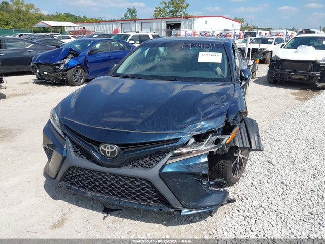 2018 Toyota Camry Se მანქანა იყიდება აუქციონზე, vin: 4T1B11HK2JU544247, აუქციონის ნომერი: 45934811