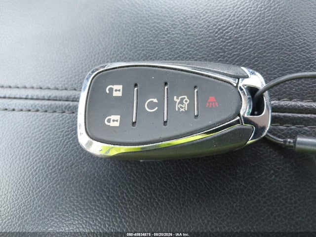 1G1ZD5ST8SF137194 Chevrolet Malibu Fwd 1lt