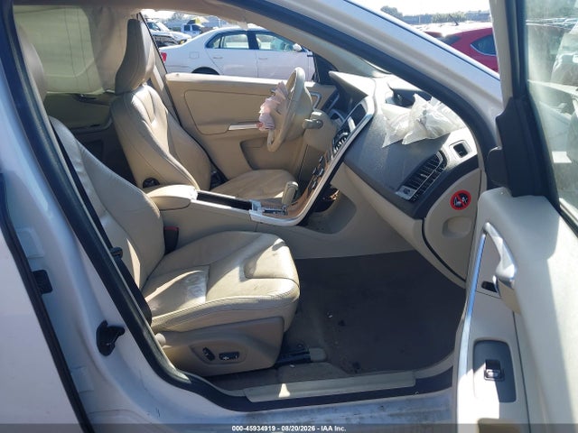Продаж на аукціоні авто 2010 Volvo Xc60 T6/t6 R-design, vin: YV4992DZ6A2020077, номер лоту: 45934919