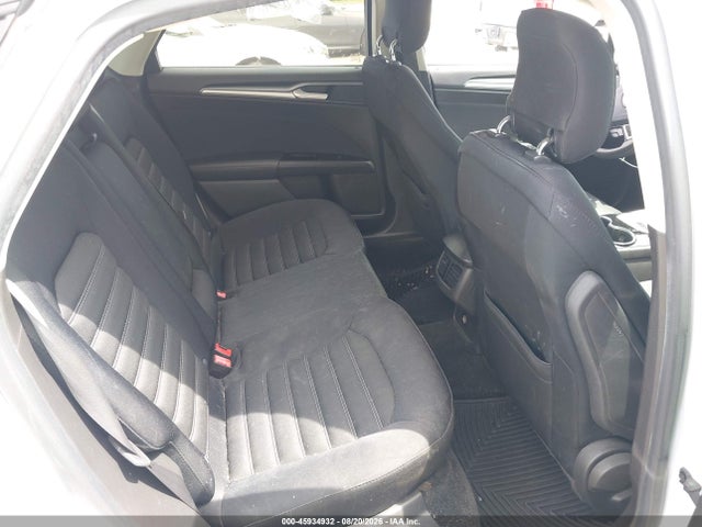3FA6P0H72ER220552 Ford FUSION SE