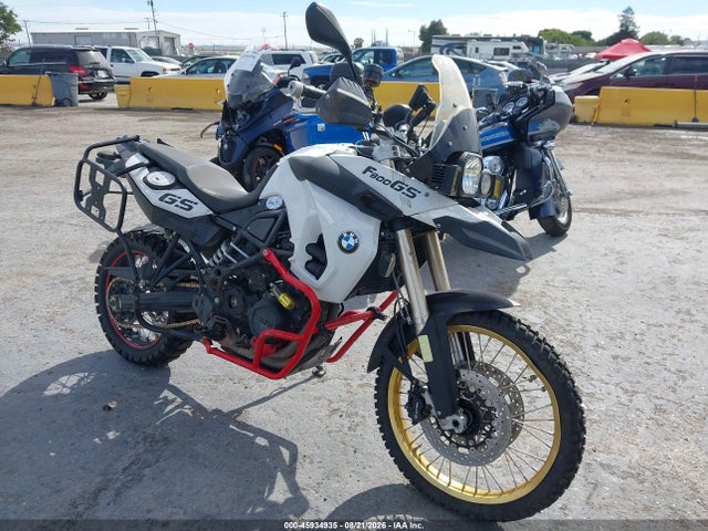 45934935 :رقم المزاد ، WB1022901BZU03652 vin ، 2011 Bmw F800 Gs مزاد بيع