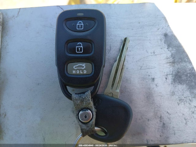 KMHD74LF0KU823961 Hyundai ELANTRA SE