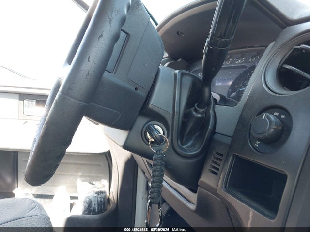 2013 Ford F-150 Xl მანქანა იყიდება აუქციონზე, vin: 1FTFX1CF8DKE30140, აუქციონის ნომერი: 45934948