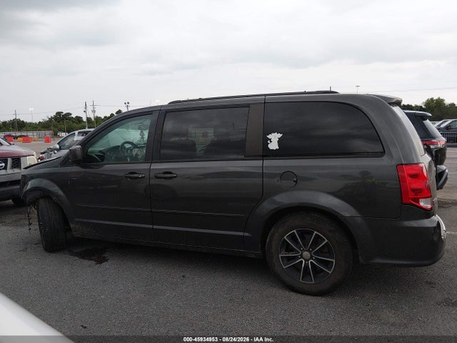 2017 Dodge Grand Caravan Gt მანქანა იყიდება აუქციონზე, vin: 2C4RDGEG4HR686622, აუქციონის ნომერი: 45934953