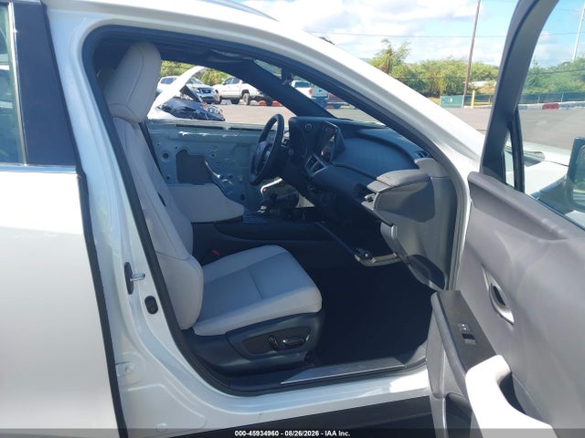 JTHYBJAH3S2034799 Lexus Ux 300h Premium