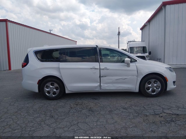 Aukcja sprzedaży 2019 Chrysler Pacifica Hybrid Touring Plus, vin: 2C4RC1H70KR526823, numer aukcji: 45934999