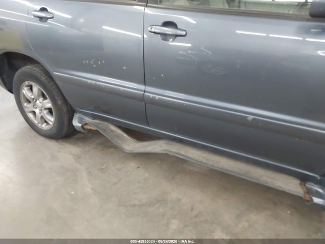 45935024 :رقم المزاد ، JTEEP21A540012263 vin ، 2004 Toyota Highlander V6 مزاد بيع