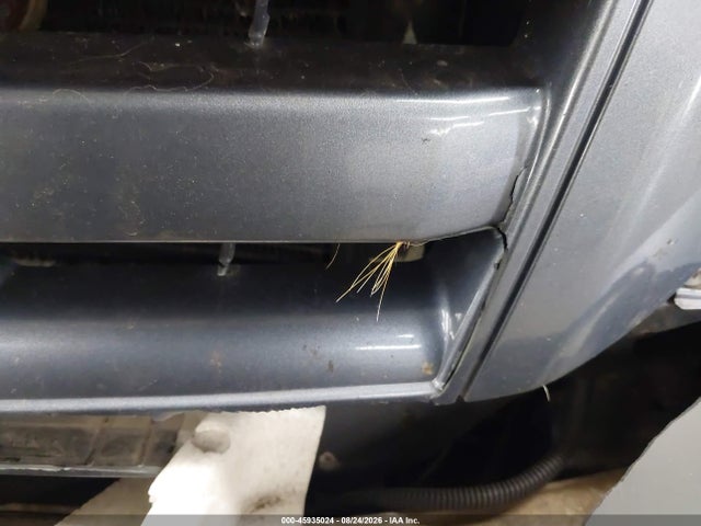 45935024 :رقم المزاد ، JTEEP21A540012263 vin ، 2004 Toyota Highlander V6 مزاد بيع