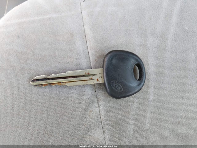 45935073 :رقم المزاد ، KNAFE221295657571 vin ، 2009 Kia Spectra Ex مزاد بيع