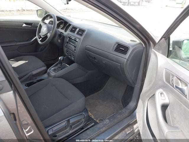45935079 :رقم المزاد ، 3VW2K7AJ4FM405705 vin ، 2015 Volkswagen Jetta 2.0l S مزاد بيع
