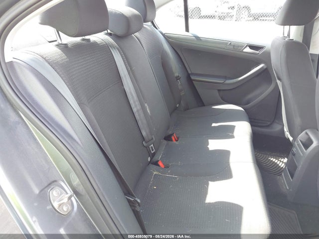 45935079 :رقم المزاد ، 3VW2K7AJ4FM405705 vin ، 2015 Volkswagen Jetta 2.0l S مزاد بيع