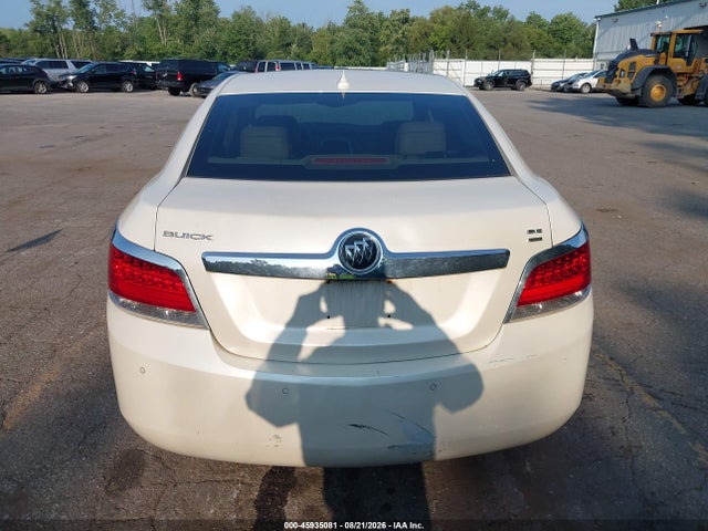 45935081 :رقم المزاد ، 1G4GC5GG8AF202438 vin ، 2010 Buick Lacrosse Cxl مزاد بيع