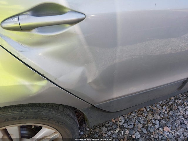 2011 Hyundai Tucson Gls მანქანა იყიდება აუქციონზე, vin: KM8JU3AC8BU300704, აუქციონის ნომერი: 45935098