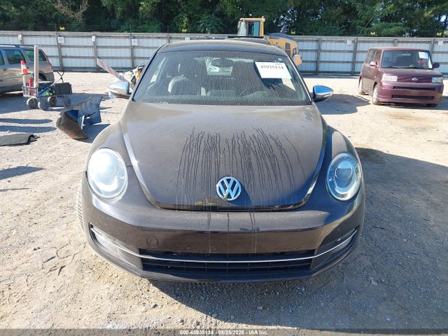 45935134 :رقم المزاد ، 3VWV67ATXDM657359 vin ، 2013 Volkswagen Beetle 2.0t Fender Edition مزاد بيع