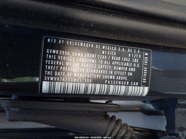 45935134 :رقم المزاد ، 3VWV67ATXDM657359 vin ، 2013 Volkswagen Beetle 2.0t Fender Edition مزاد بيع