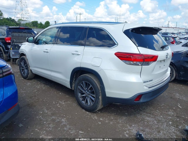 Продаж на аукціоні авто 2018 Toyota Highlander Xle, vin: 5TDKZRFH5JS270226, номер лоту: 45935172