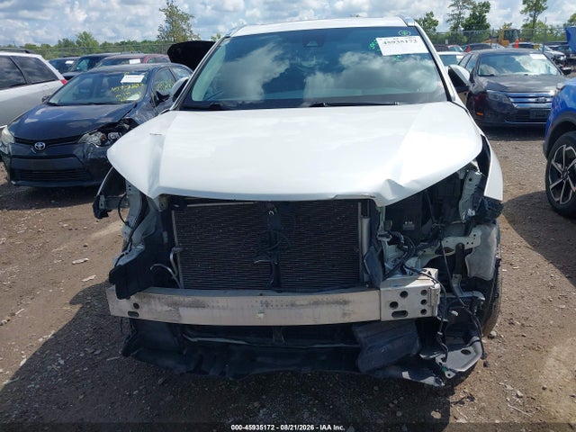 Продаж на аукціоні авто 2018 Toyota Highlander Xle, vin: 5TDKZRFH5JS270226, номер лоту: 45935172