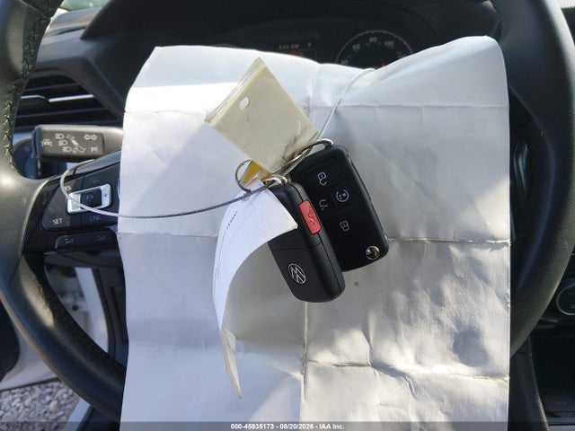 Продажа на аукционе авто 2021 Volkswagen Passat 2.0t Se, vin: 1VWSA7A31MC016930, номер лота: 45935173