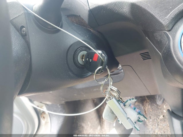 Продажа на аукционе авто 2014 Toyota Prius C Two, vin: JTDKDTB35E1568980, номер лота: 45935183
