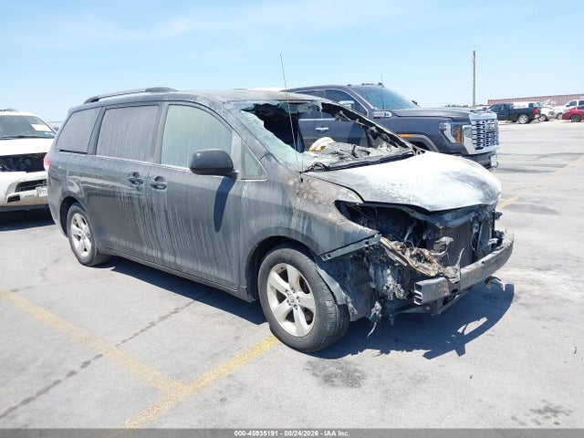 Продажа на аукционе авто 2014 Toyota Sienna Le V6 8 Passenger, vin: 5TDKK3DC1ES485844, номер лота: 45935191
