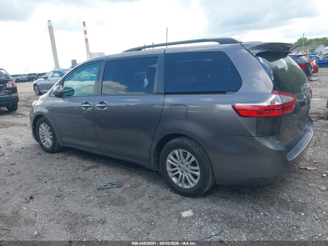 45935201 :رقم المزاد ، 5TDYK3DC2GS692112 vin ، 2016 Toyota Sienna Xle 8 Passenger مزاد بيع