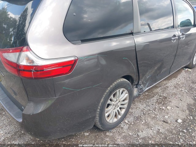 45935201 :رقم المزاد ، 5TDYK3DC2GS692112 vin ، 2016 Toyota Sienna Xle 8 Passenger مزاد بيع