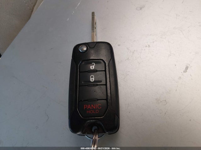 2015 Jeep Renegade Sport მანქანა იყიდება აუქციონზე, vin: ZACCJAAT8FPB45766, აუქციონის ნომერი: 45935202