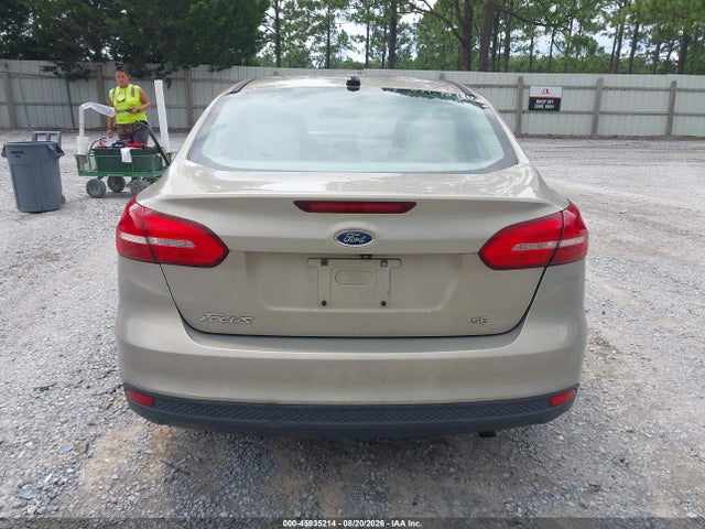 45935214 :رقم المزاد ، 1FADP3F20GL265863 vin ، 2016 Ford Focus Se مزاد بيع