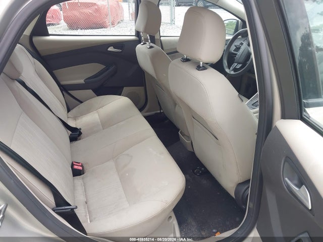 45935214 :رقم المزاد ، 1FADP3F20GL265863 vin ، 2016 Ford Focus Se مزاد بيع