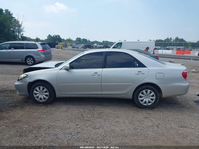 45935257 :رقم المزاد ، 4T1BE32K46U734678 vin ، 2006 Toyota Camry Le مزاد بيع