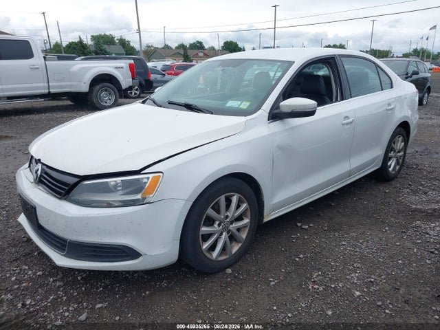2014 Volkswagen Jetta 1.8t Se მანქანა იყიდება აუქციონზე, vin: 3VWD17AJ1EM417840, აუქციონის ნომერი: 45935265