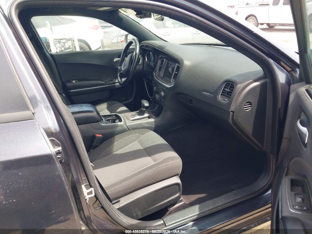 45935278 :رقم المزاد ، 2C3CDXBG8JH318745 vin ، 2018 Dodge Charger Sxt Rwd مزاد بيع
