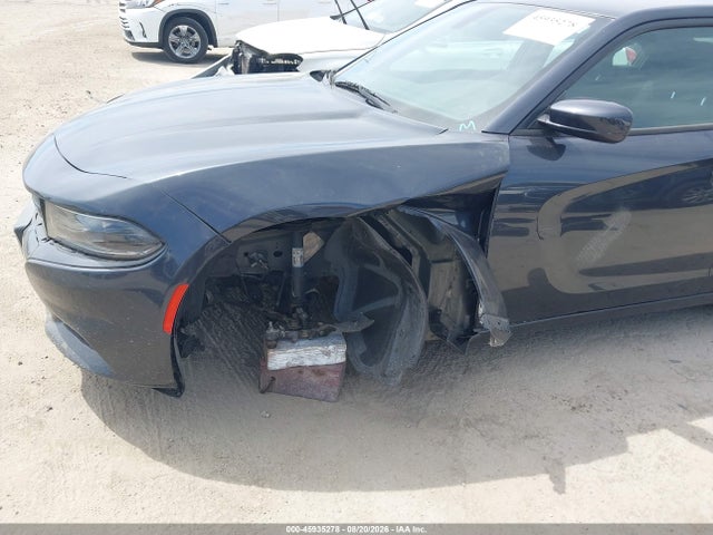 45935278 :رقم المزاد ، 2C3CDXBG8JH318745 vin ، 2018 Dodge Charger Sxt Rwd مزاد بيع