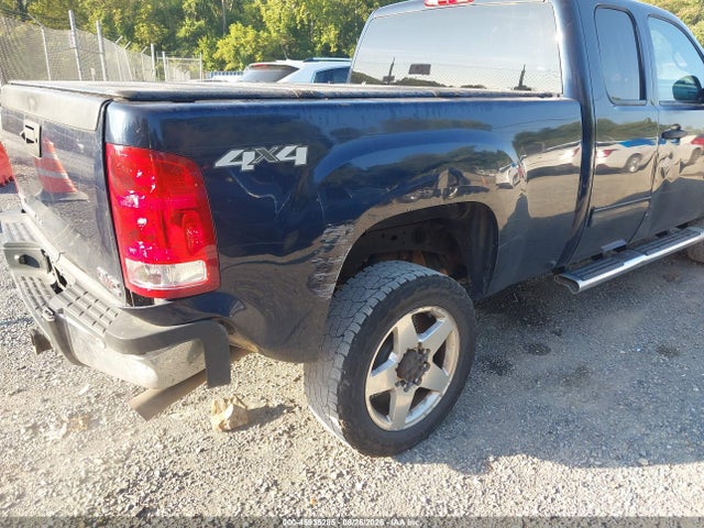 45935285 :رقم المزاد ، 1GT220CG9BZ338622 vin ، 2011 Gmc Sierra 2500hd Sle مزاد بيع