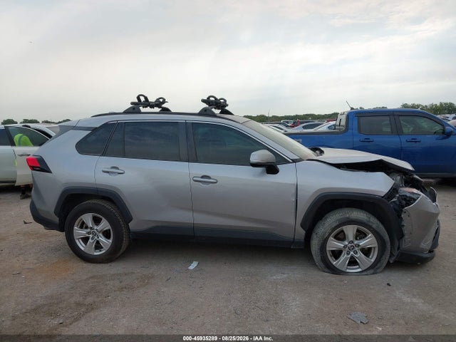 Aukcja sprzedaży 2021 Toyota Rav4 Xle, vin: 2T3W1RFV0MC168982, numer aukcji: 45935289