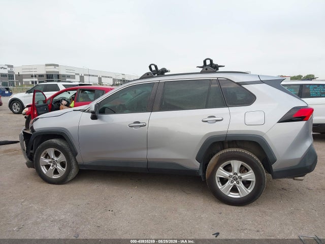 Aukcja sprzedaży 2021 Toyota Rav4 Xle, vin: 2T3W1RFV0MC168982, numer aukcji: 45935289