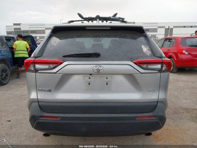 Aukcja sprzedaży 2021 Toyota Rav4 Xle, vin: 2T3W1RFV0MC168982, numer aukcji: 45935289
