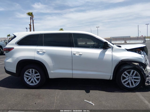 Toyota Highlander Le V6 2015 5TDZKRFHXFS089813 Image 13