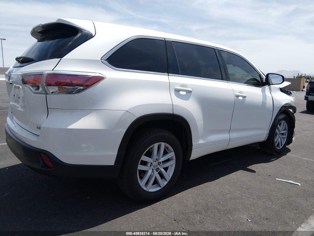 Toyota Highlander Le V6 2015 5TDZKRFHXFS089813 Image 4