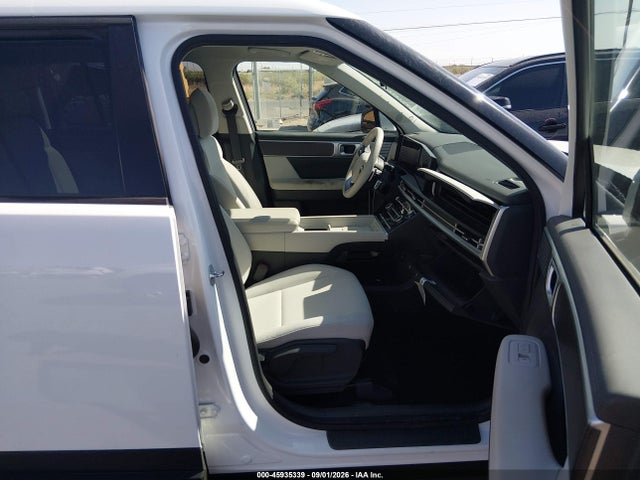 Продаж на аукціоні авто 2024 Hyundai Santa Fe Se, vin: 5NMP14GL0RH051322, номер лоту: 45935339