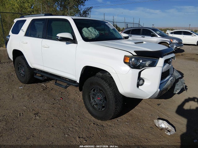 2018 Toyota 4runner Trd Off Road Premium მანქანა იყიდება აუქციონზე, vin: JTEBU5JR4J5599606, აუქციონის ნომერი: 45935352