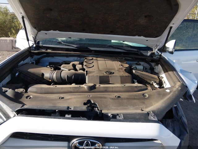 2018 Toyota 4runner Trd Off Road Premium მანქანა იყიდება აუქციონზე, vin: JTEBU5JR4J5599606, აუქციონის ნომერი: 45935352