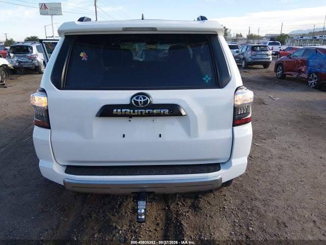 2018 Toyota 4runner Trd Off Road Premium მანქანა იყიდება აუქციონზე, vin: JTEBU5JR4J5599606, აუქციონის ნომერი: 45935352