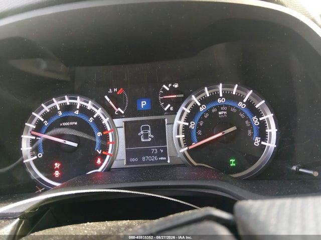 2018 Toyota 4runner Trd Off Road Premium მანქანა იყიდება აუქციონზე, vin: JTEBU5JR4J5599606, აუქციონის ნომერი: 45935352