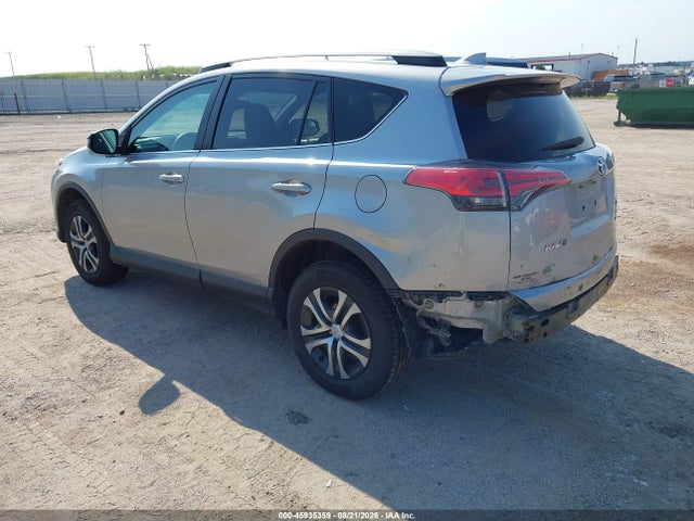 Toyota RAV4 LE 2018 2T3BFREV0JW845752 Image 3